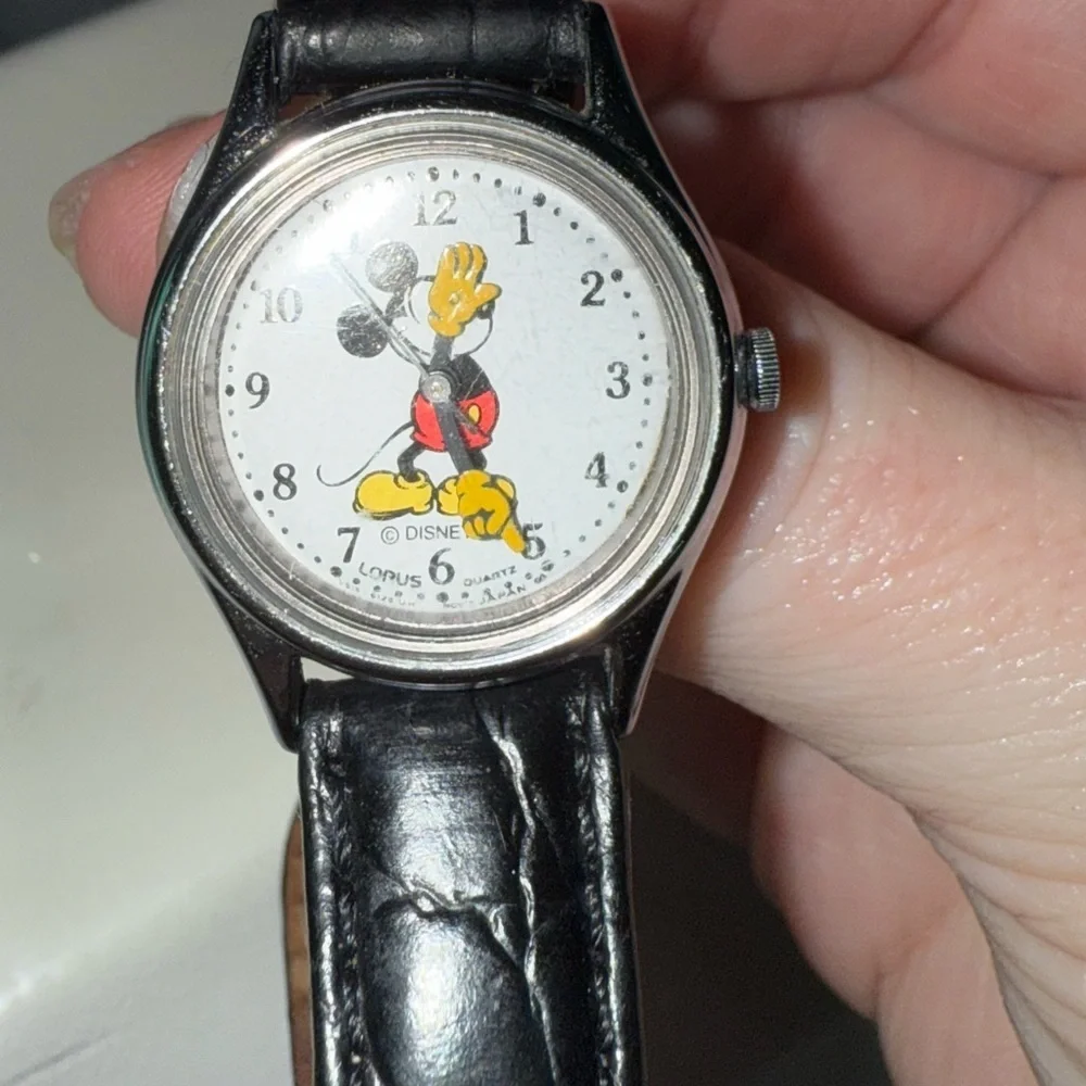 Vintage Lorus Walt Disney Mickey Mouse Watch, collectors black leather band